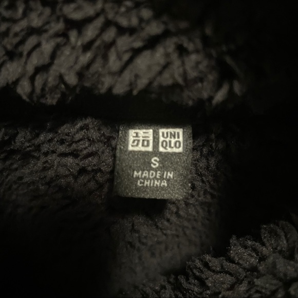 Uniqlo Furry Fleece Jacket - Picture 3 of 3